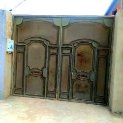 House with Garden, Villa For Sale