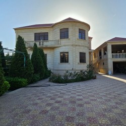 House with Garden, Villa For Sale