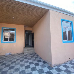 House with Garden, Villa For Sale