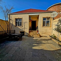 House with Garden, Villa For Sale