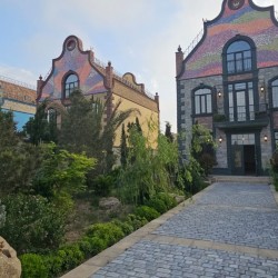 House with Garden, Villa For Sale