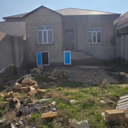 House with Garden, Villa For Sale