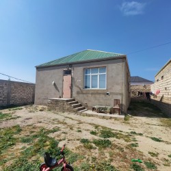 House with Garden, Villa For Sale