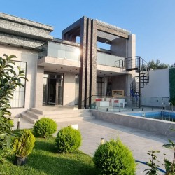 House with Garden, Villa For Sale