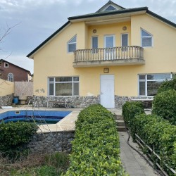 House with Garden, Villa For Sale
