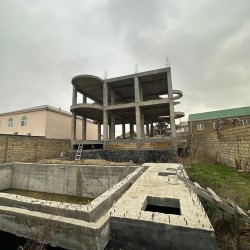 House with Garden, Villa For Sale