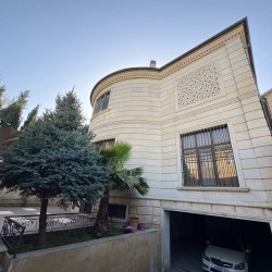 House with Garden, Villa For Sale