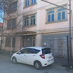 House with Garden, Villa For Rent