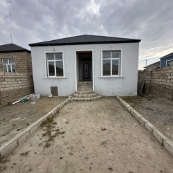 House with Garden, Villa For Sale