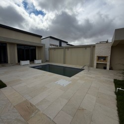 House with Garden, Villa For Sale